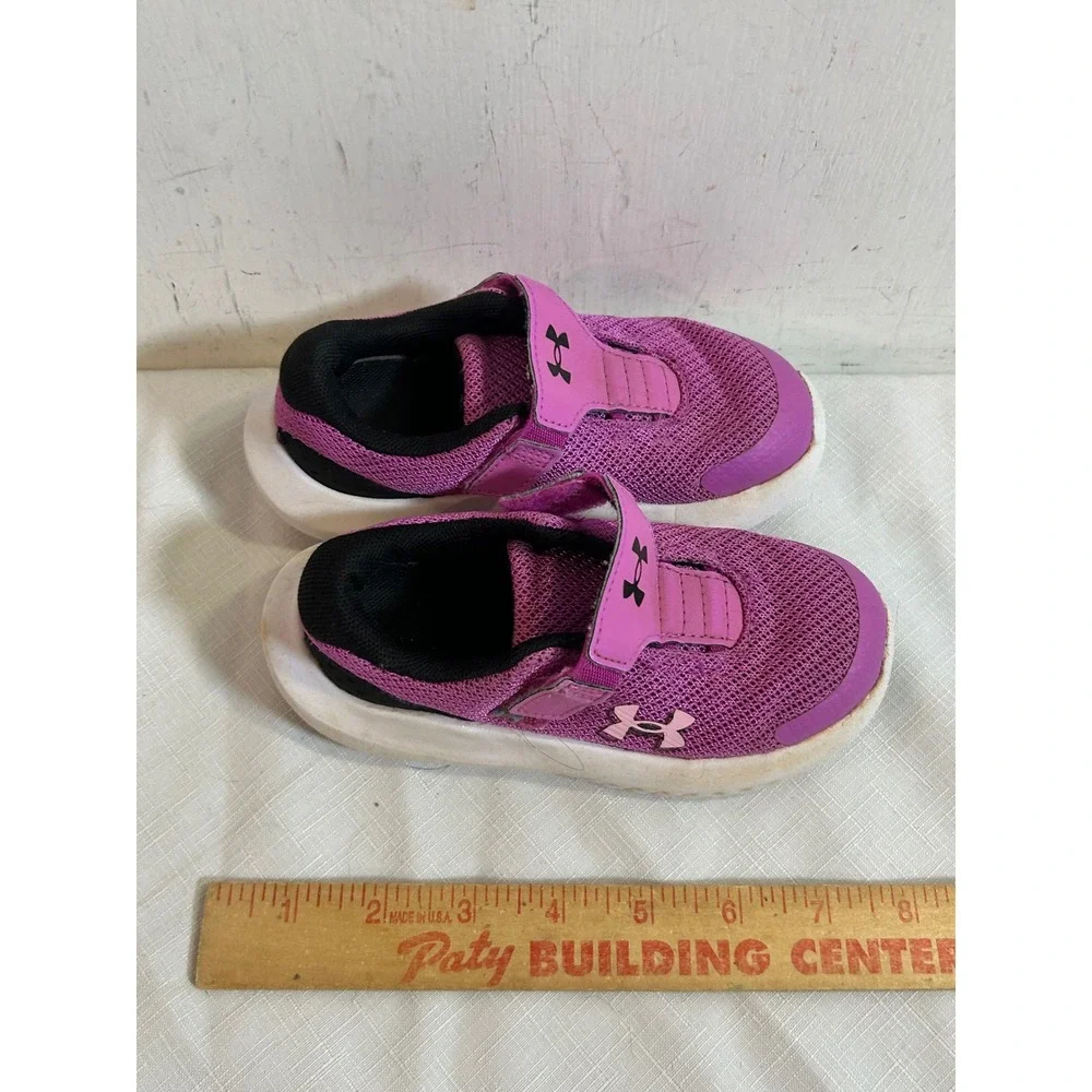 Under Armour Sneakers 9K Purple Black Hook and Loop Athletic Kids